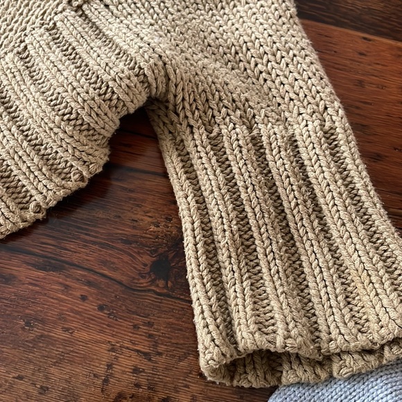 Michael Kors Poncho Cape Cardigan Sweater with zipper & toggles size Medium - Picture 9 of 16